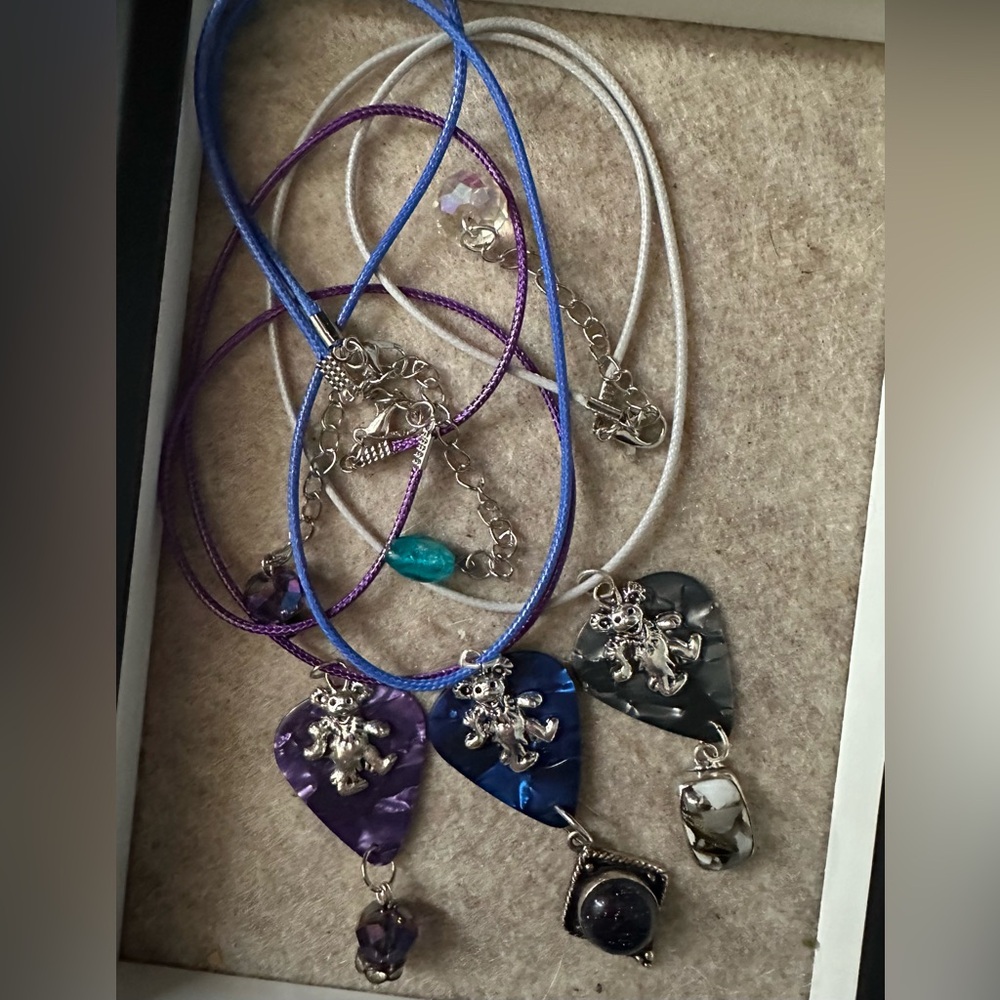 Pick A bear ;) Dancing bear necklace